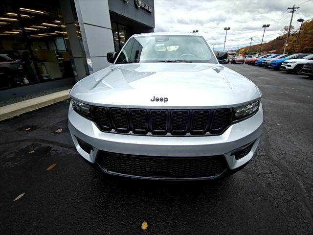 2025 Jeep Grand Cherokee GRAND CHEROKEE ALTITUDE X 4X4 2025 Jeep Grand Cherokee GRAND CHEROKEE ALTITUDE X 4X4