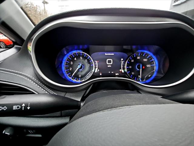 2026 Chrysler Pacifica Select AWD