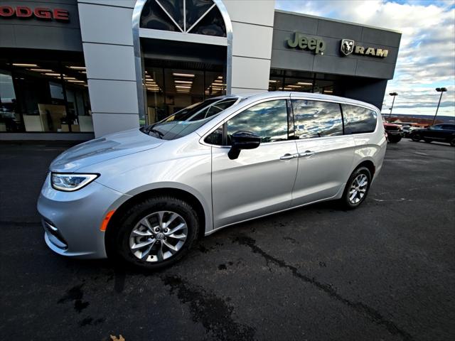 2026 Chrysler Pacifica PACIFICA SELECT AWD 2026 Chrysler Pacifica PACIFICA SELECT AWD