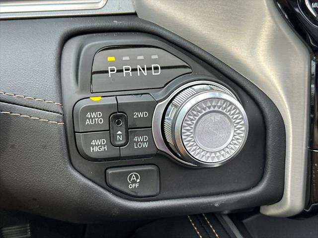 2026 Ram 1500 Tungsten Crew Cab 4x4 5'7" Box