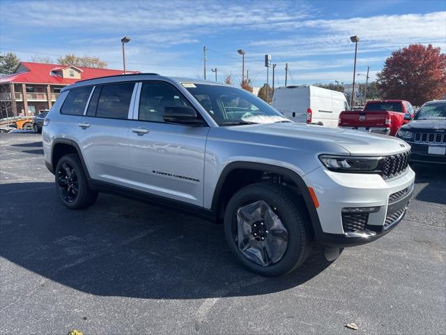 2025 Jeep Grand Cherokee GRAND CHEROKEE L LIMITED 4X4 2025 Jeep Grand Cherokee GRAND CHEROKEE L LIMITED 4X4