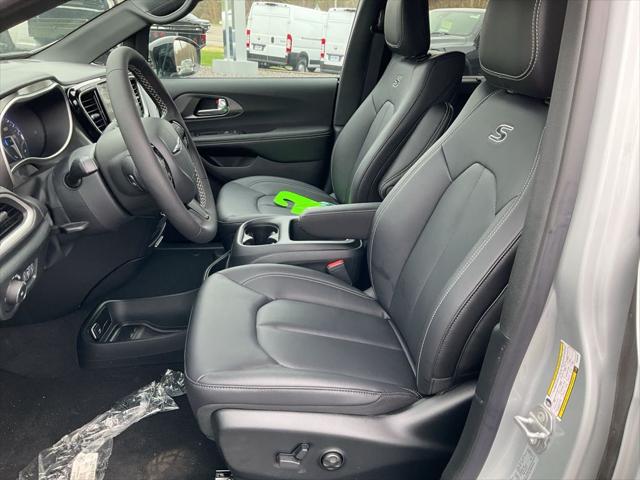2026 Chrysler Pacifica PACIFICA SELECT AWD 2026 Chrysler Pacifica PACIFICA SELECT AWD