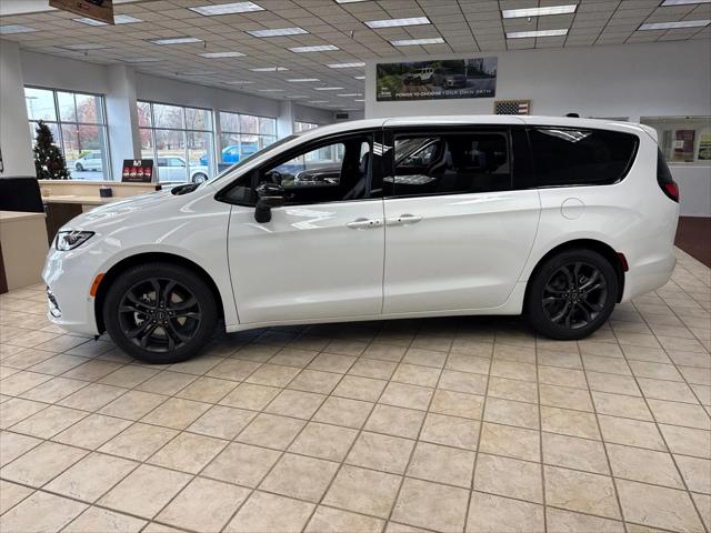 2026 Chrysler Pacifica PACIFICA SELECT