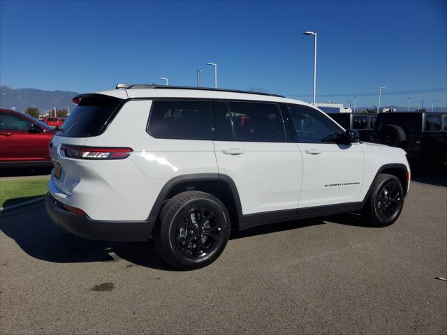 2025 Jeep Grand Cherokee GRAND CHEROKEE L ALTITUDE X 4X4