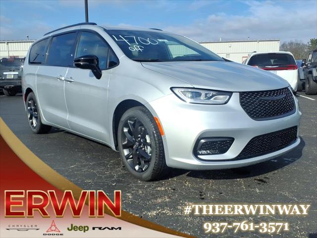 2026 Chrysler Pacifica PACIFICA SELECT