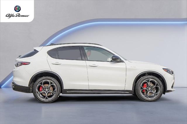 2025 Alfa Romeo Stelvio Sprint AWD