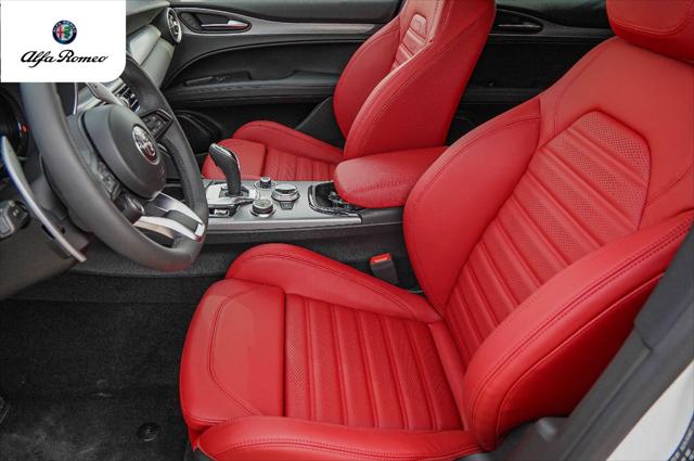 2025 Alfa Romeo Stelvio Sprint AWD