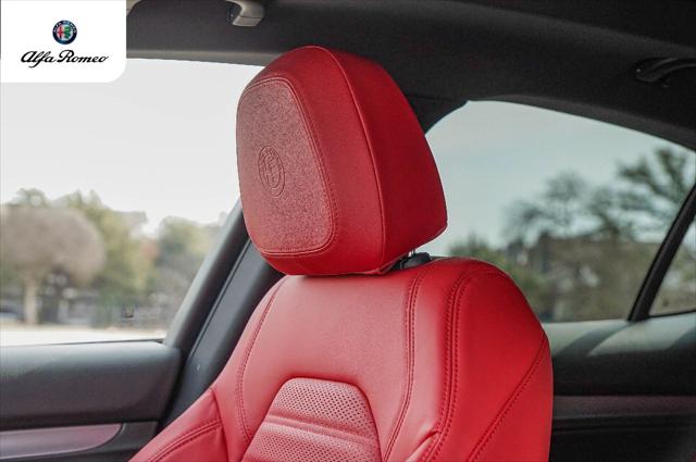 2025 Alfa Romeo Stelvio Sprint AWD