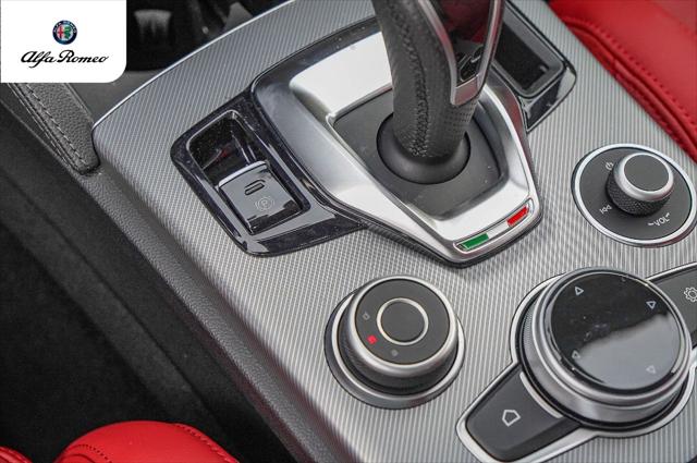 2025 Alfa Romeo Stelvio Sprint AWD
