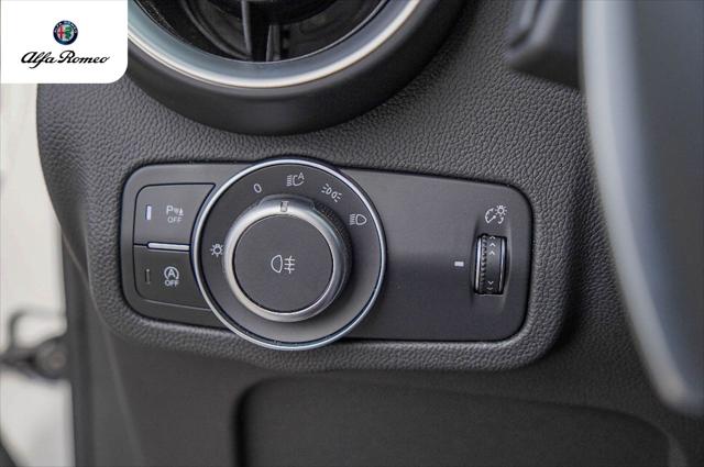 2025 Alfa Romeo Stelvio Sprint AWD