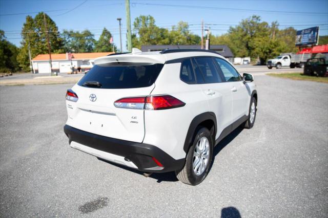 2024 Toyota Corolla Cross LE