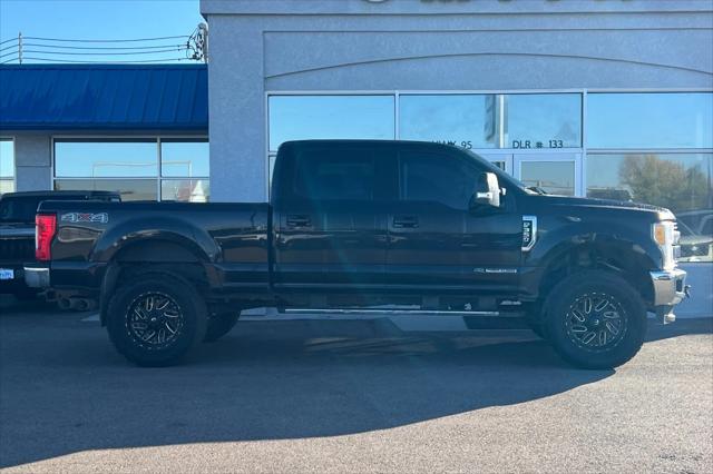 2017 Ford F-350 LARIAT 2017 Ford F-350 LARIAT