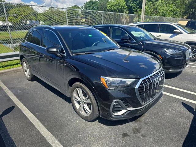 2020 Audi Q3 Premium 45 TFSI S line quattro Tiptronic