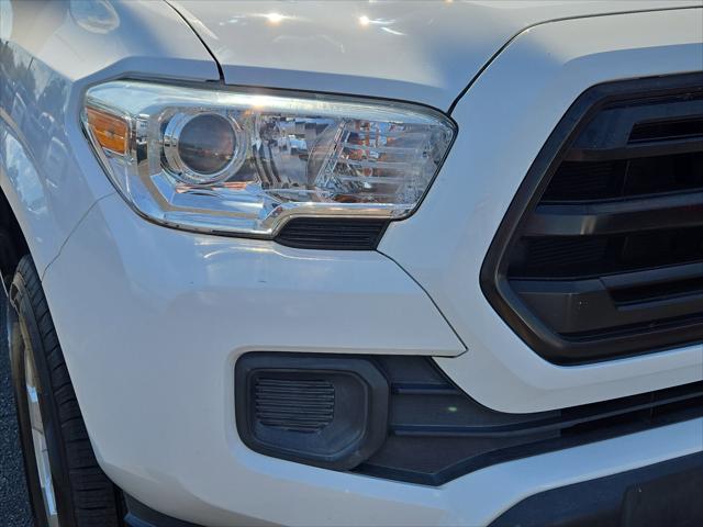 2017 Toyota Tacoma SR