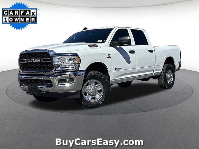 2022 RAM 3500 Tradesman Crew Cab 4x4 64 Box