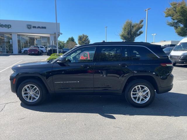 2025 Jeep Grand Cherokee Laredo X 4x4