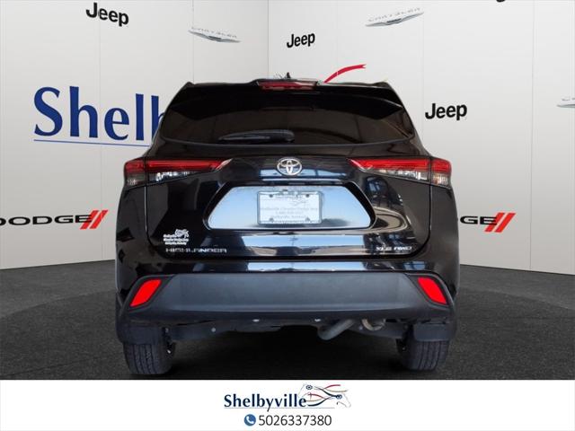 2022 Toyota Highlander XLE 2022 Toyota Highlander XLE