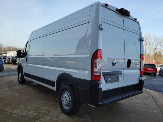 2025 RAM ProMaster 2500 Cargo Van Tradesman High Roof 159 WB w/Pass Seat