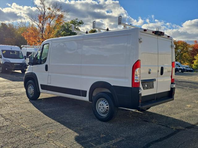 2025 RAM ProMaster 2500 Cargo Van Tradesman Low Roof 136 WB w/Pass Seat