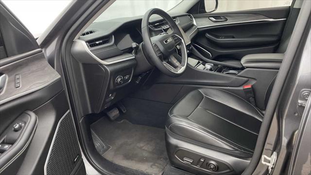 2023 Jeep Grand Cherokee L Limited 4x4 2023 Jeep Grand Cherokee L Limited 4x4