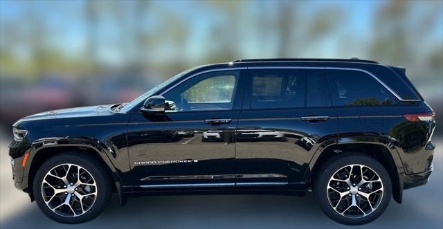 2025 Jeep Grand Cherokee GRAND CHEROKEE SUMMIT RESERVE 4X4