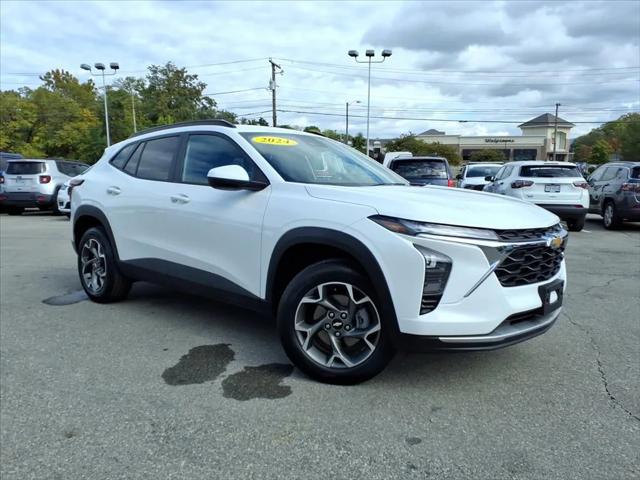 2024 Chevrolet Trax FWD LT