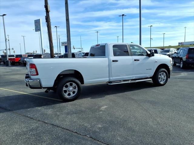 2024 RAM 3500 Big Horn Crew Cab 4x4 8 Box 2024 RAM 3500 Big Horn Crew Cab 4x4 8 Box