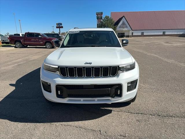 2022 Jeep Grand Cherokee L Overland 4x4 2022 Jeep Grand Cherokee L Overland 4x4