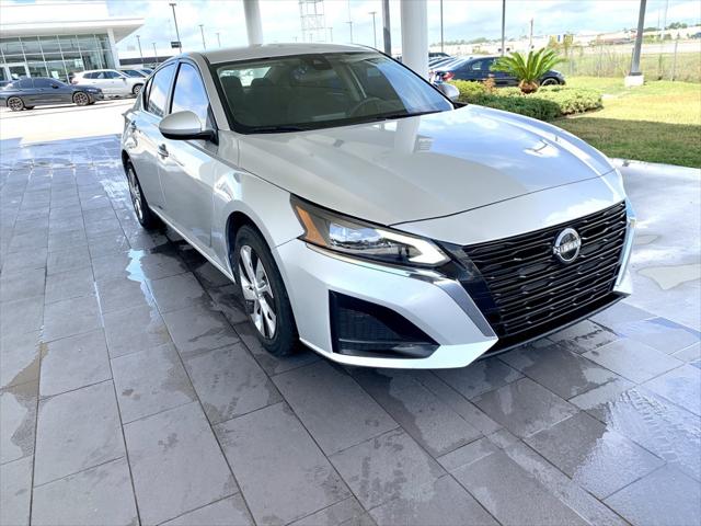 2023 Nissan Altima S FWD