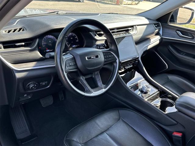 2022 Jeep Grand Cherokee L Limited 4x4 2022 Jeep Grand Cherokee L Limited 4x4