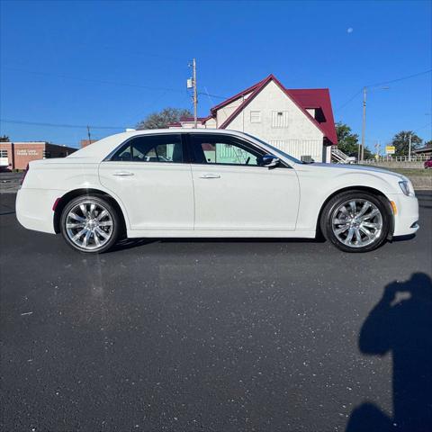 2019 Chrysler 300 Touring 2019 Chrysler 300 Touring