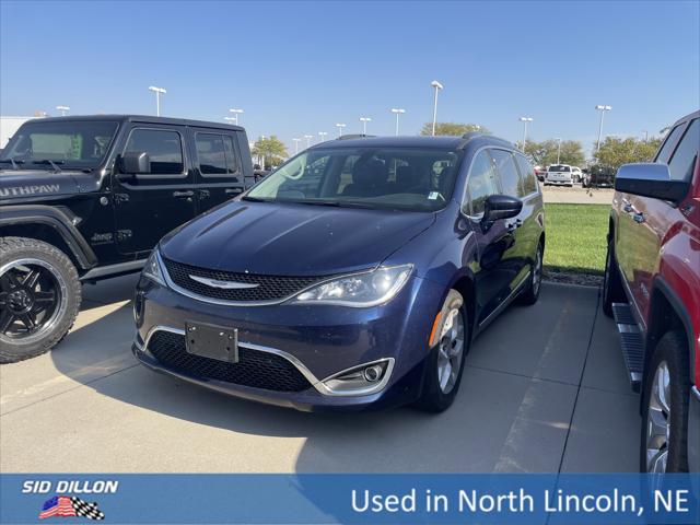 2017 Chrysler Pacifica Touring-L Plus