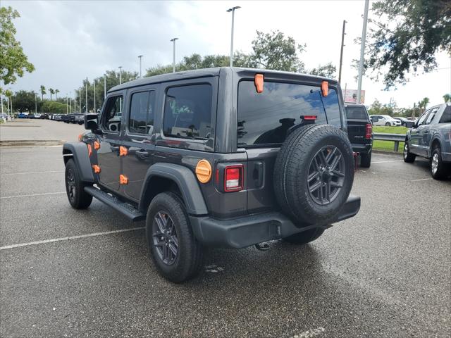 2025 Jeep Wrangler 4-Door Summit 4x4
