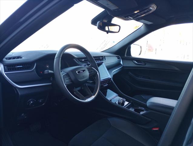 2024 Jeep Grand Cherokee L Altitude X 4x4