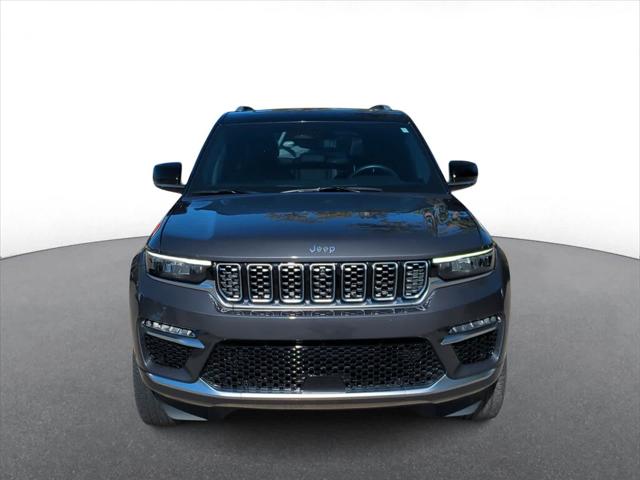 2022 Jeep Grand Cherokee Summit 4x4 2022 Jeep Grand Cherokee Summit 4x4