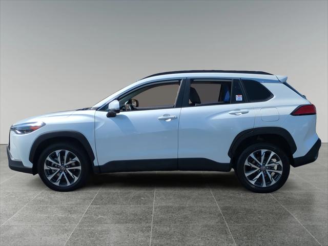 2023 Toyota Corolla Cross XLE 2023 Toyota Corolla Cross XLE