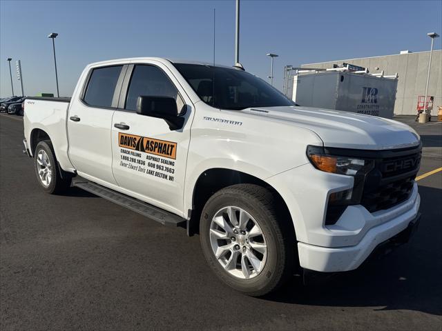 2025 Chevrolet Silverado 1500 4WD Crew Cab Short Bed Custom