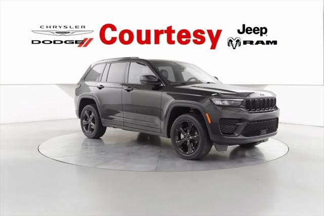 2023 Jeep Grand Cherokee Altitude 4x4 2023 Jeep Grand Cherokee Altitude 4x4