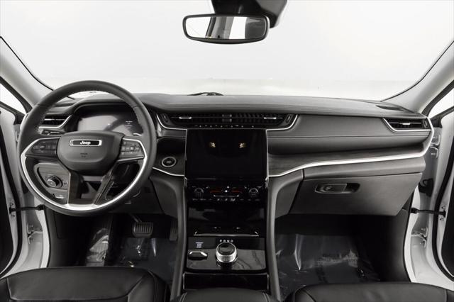 2023 Jeep Grand Cherokee L Limited 4x4 2023 Jeep Grand Cherokee L Limited 4x4