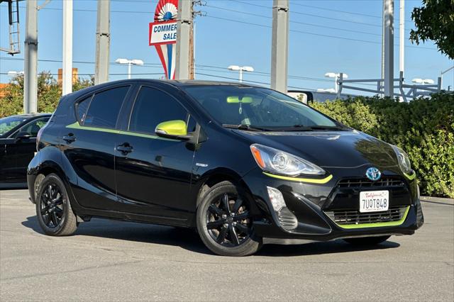 2016 Toyota Prius c Four 2016 Toyota Prius c Four