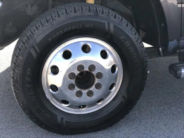 2018 RAM 3500 Limited Crew Cab 4x4 8 Box 2018 RAM 3500 Limited Crew Cab 4x4 8 Box