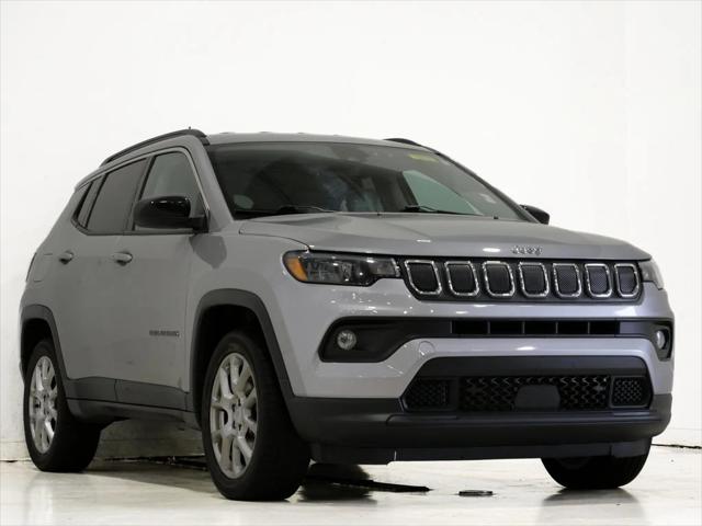 2022 Jeep Compass Latitude Lux 4x4
