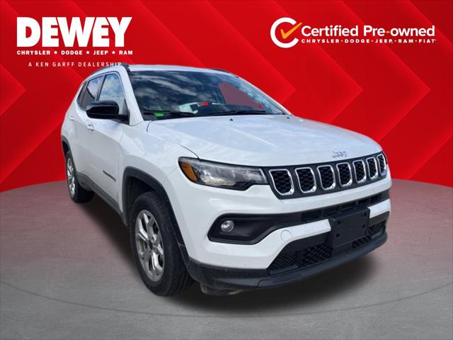 2025 Jeep Compass Latitude 4x4 2025 Jeep Compass Latitude 4x4