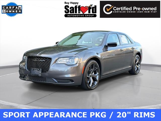2023 Chrysler 300 Touring