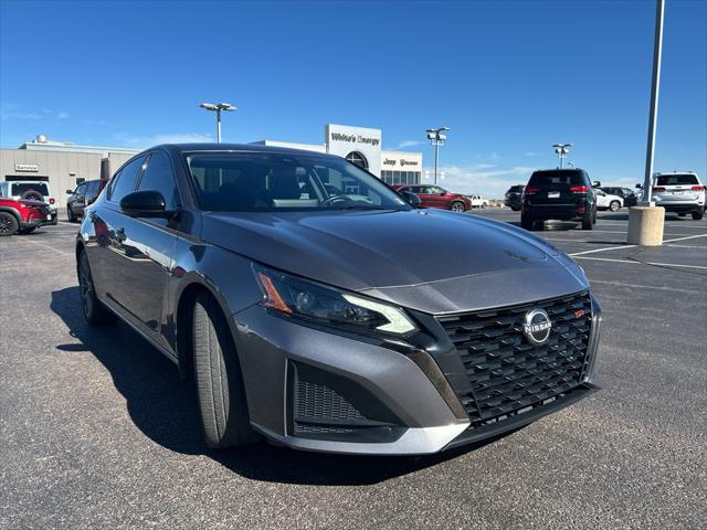 2023 Nissan Altima SR VC-Turbo FWD 2023 Nissan Altima SR VC-Turbo FWD