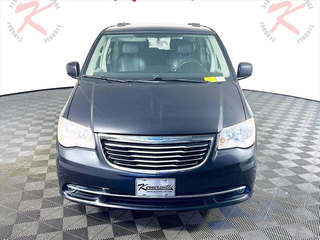 2014 Chrysler Town and Country Touring