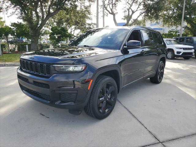 2022 Jeep Grand Cherokee L Altitude 4x2