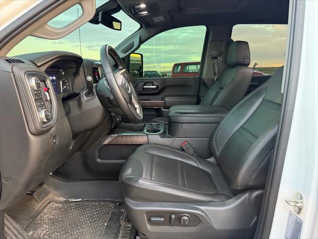 2023 GMC Sierra 2500HD 4WD Crew Cab Standard Bed Denali