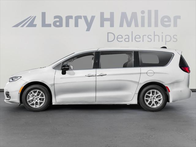 2025 Chrysler Pacifica PACIFICA SELECT AWD