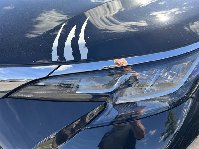 2022 Toyota Sienna LE